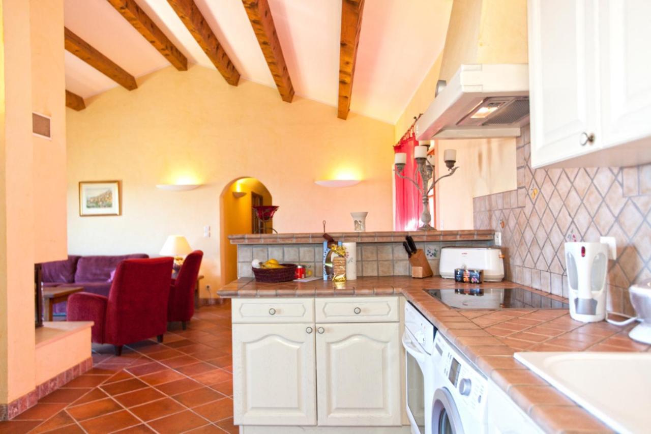 Campu Latinu Appartement Lama Buitenkant foto