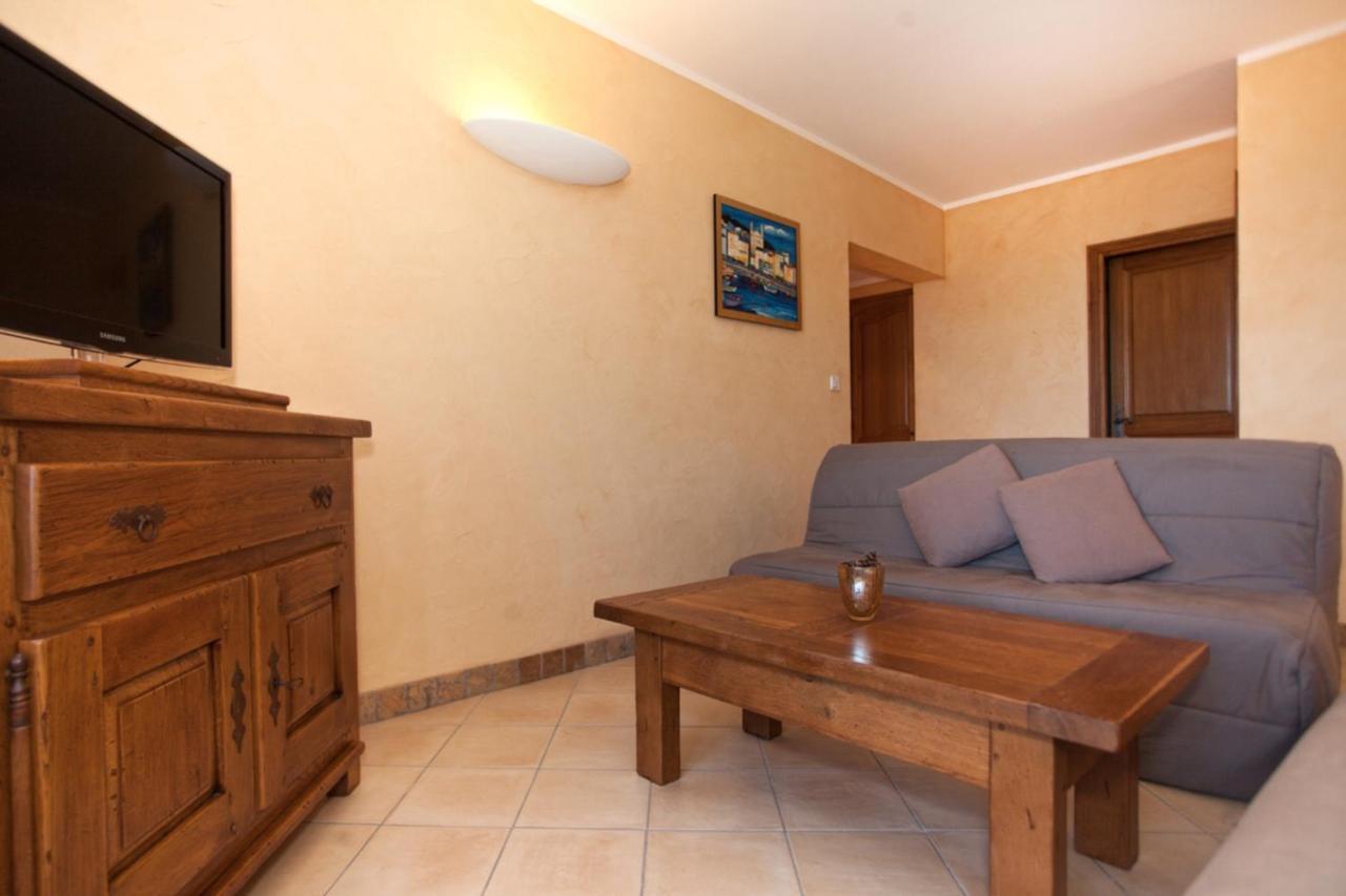 Campu Latinu Appartement Lama Buitenkant foto