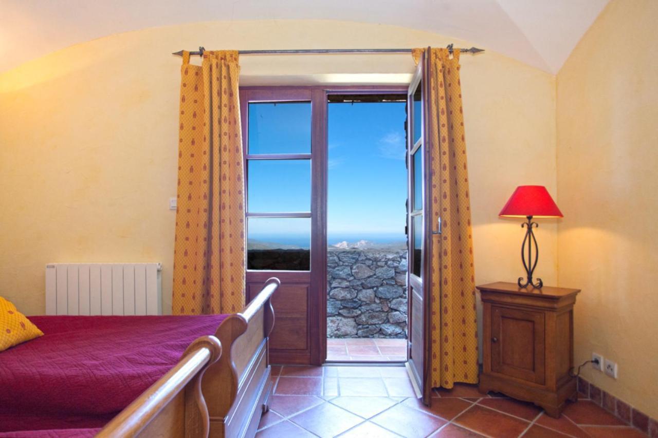 Campu Latinu Appartement Lama Buitenkant foto